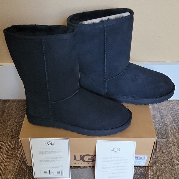 UGG Classic Black Winter Boots - Picture 10 of 16